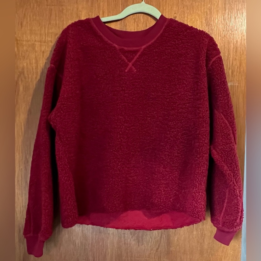 American Eagle Sherpa Crewneck Size Extra Small